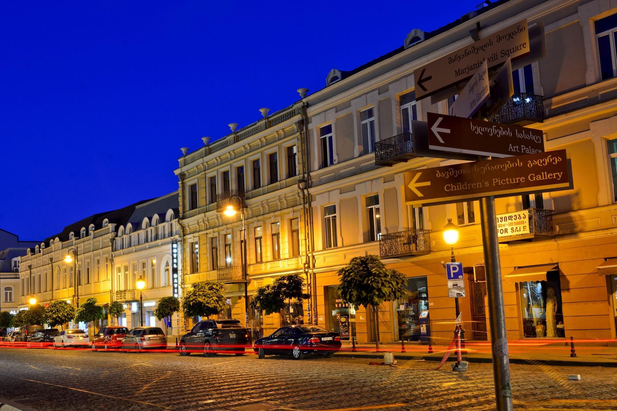 King David Hotel Tbilisi Exterior photo