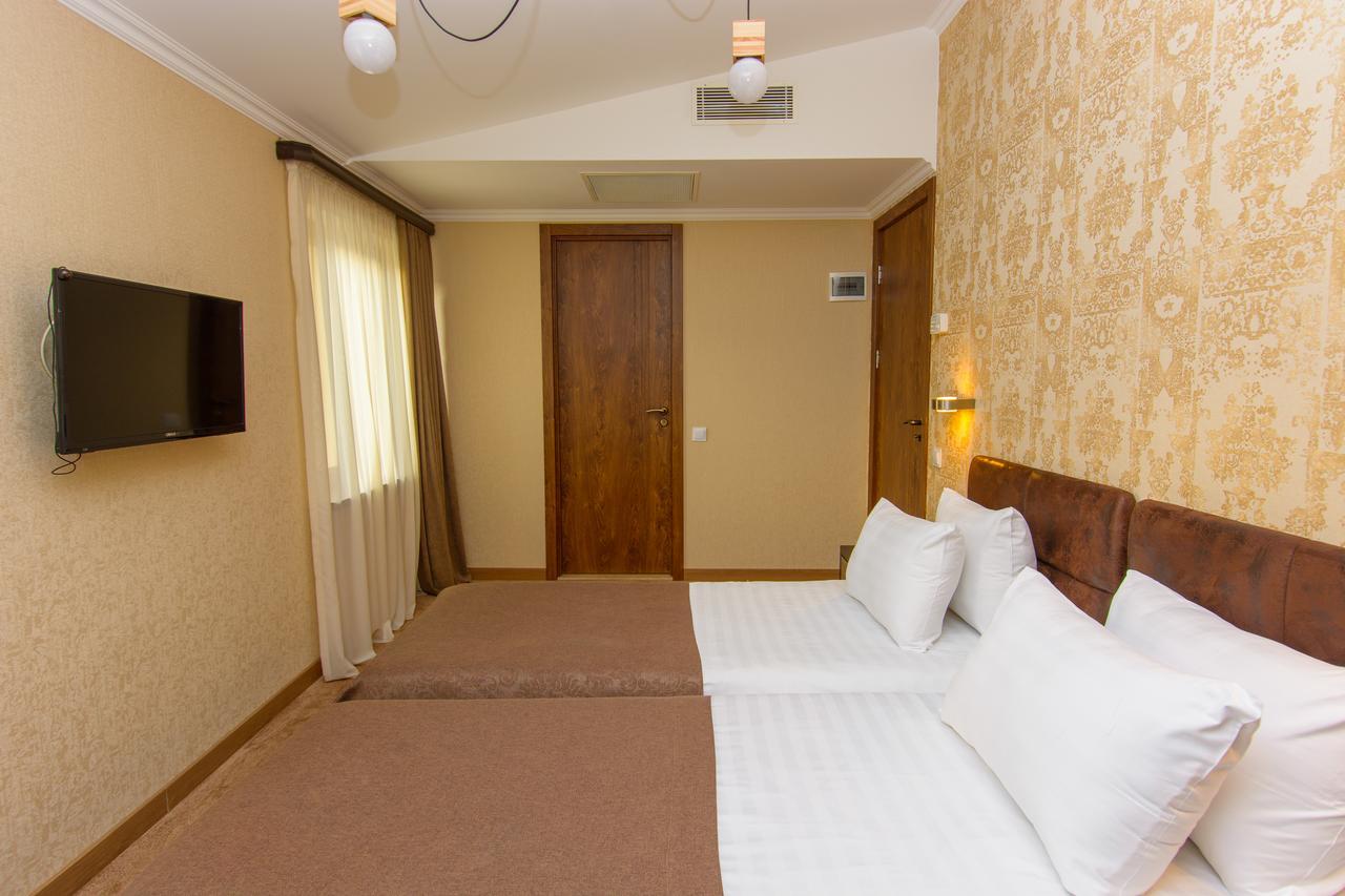 King David Hotel Tbilisi Exterior photo